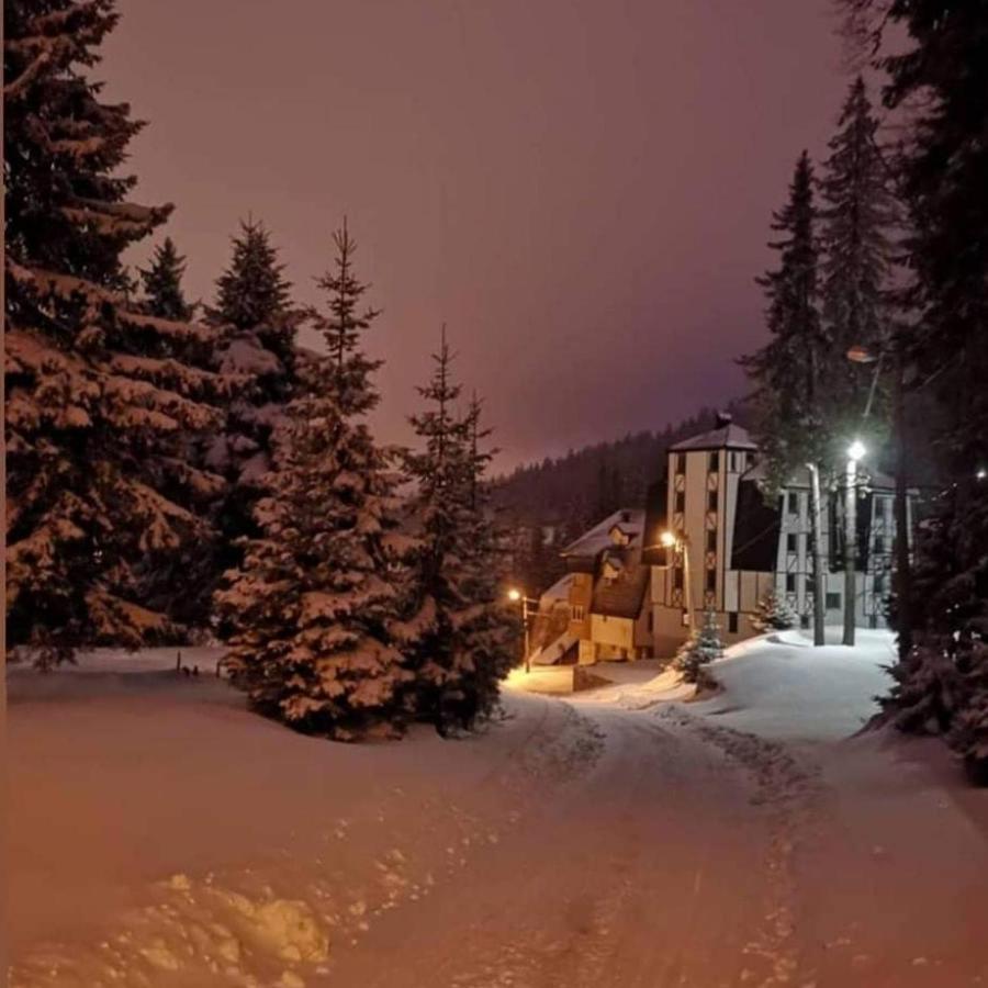 Jahorinski Izlog Lägenhet Jahorina Exteriör bild